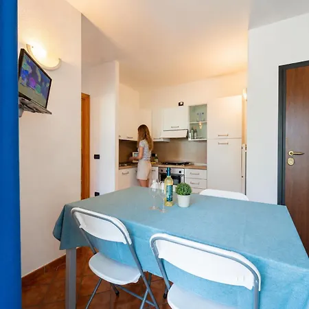 Sunflower / Pool / 300m From Apartamento La Caletta